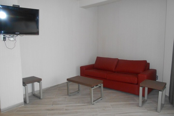 Room 25 of 130