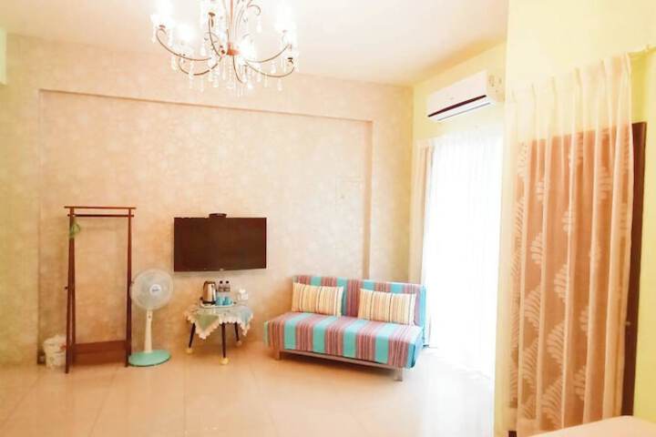 Room 15 of 28