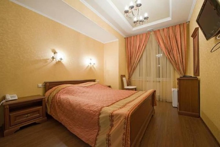 Room 25 of 50