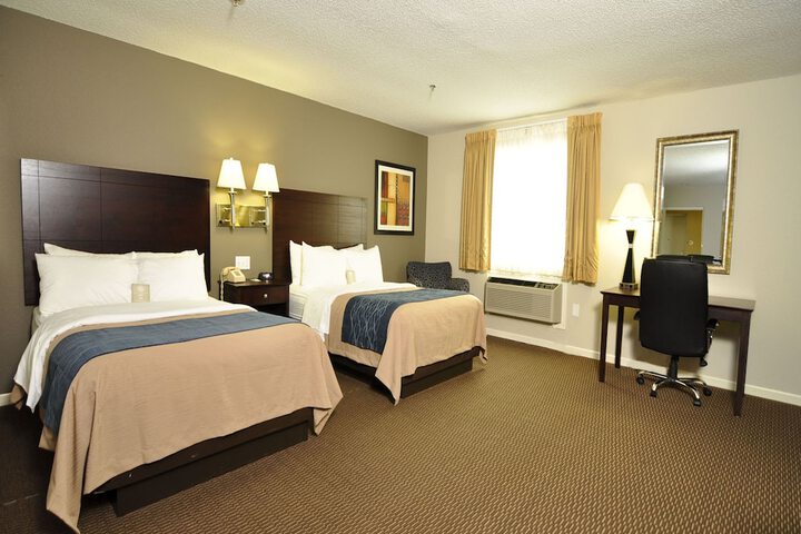 2 Double Beds (3 of 22)