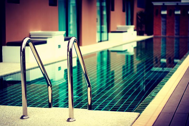 Pool Hotel