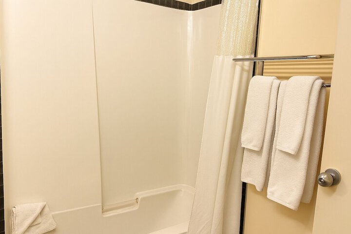 Room 44 of 51