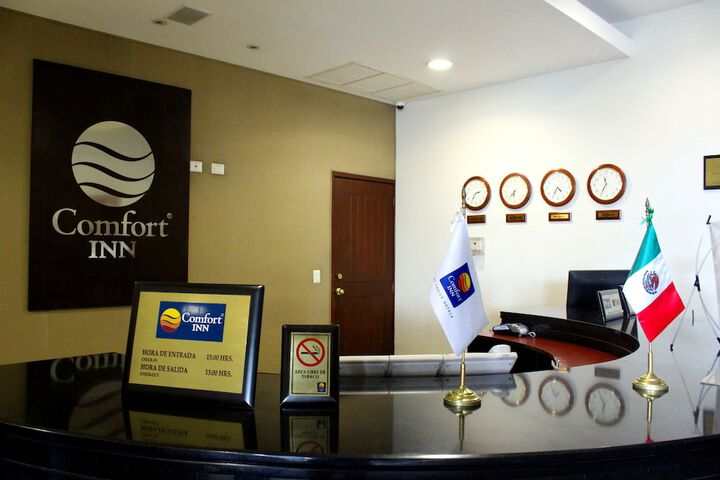 Hotel Interior 7 of 60
