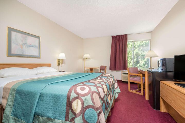 Standard Room, King or Two Doubles (1 of 3)