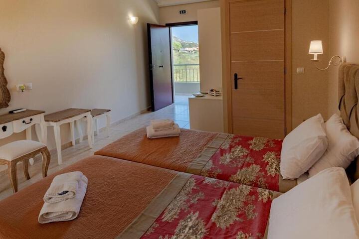 Room 14 of 61