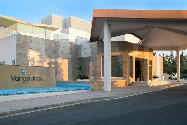 Hotel 2 of 52