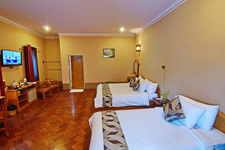 Room 18 of 79