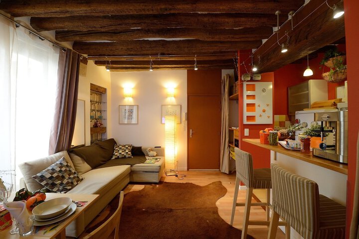 Room 405 of 648