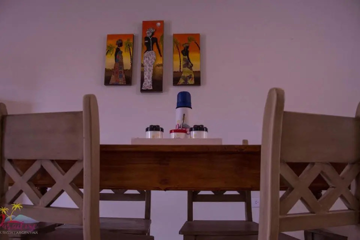 Dining 14 of 14