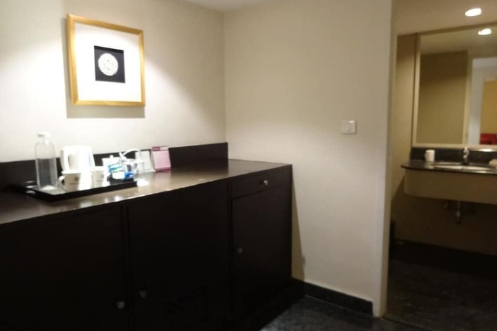 Room 7 of 56