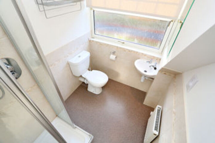 Room 2 of 16