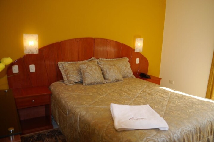 Room 10 of 39