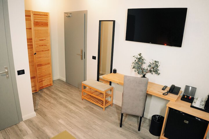 Room 54 of 184