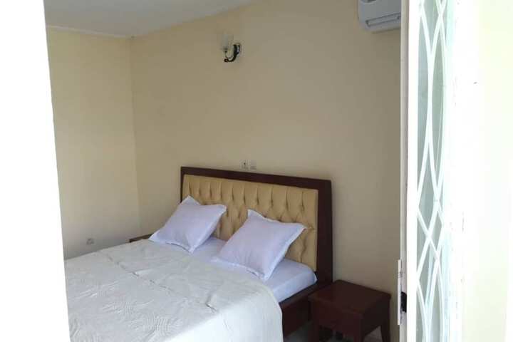 Room 9 of 54