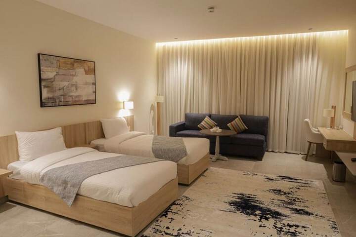Room 6 of 19