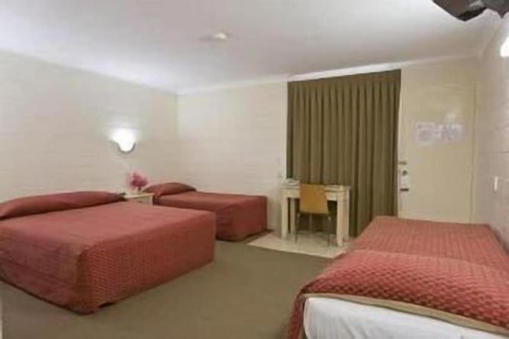 Room 14 of 26