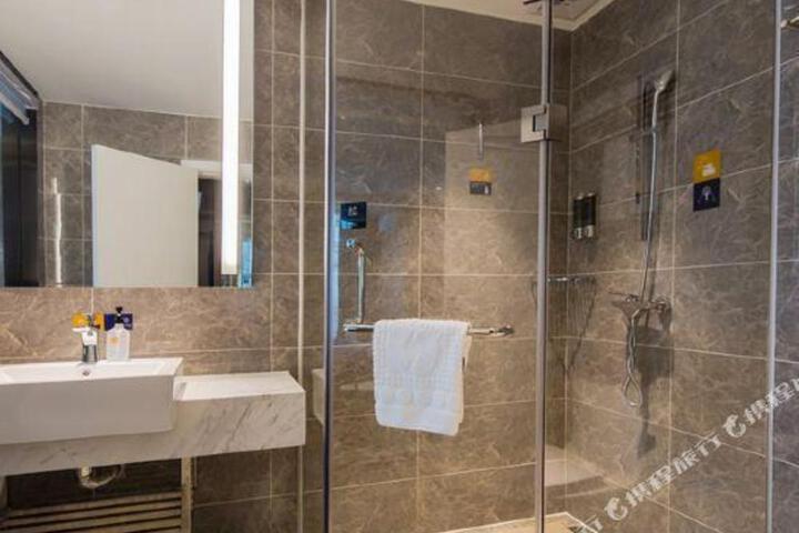 Yeste Hotel (Tianyang)
