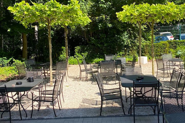 Sundeck 116 of 131