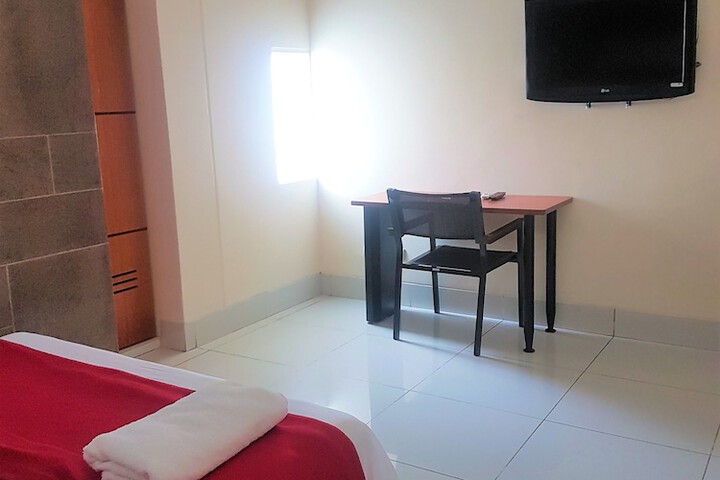 Room 9 of 74