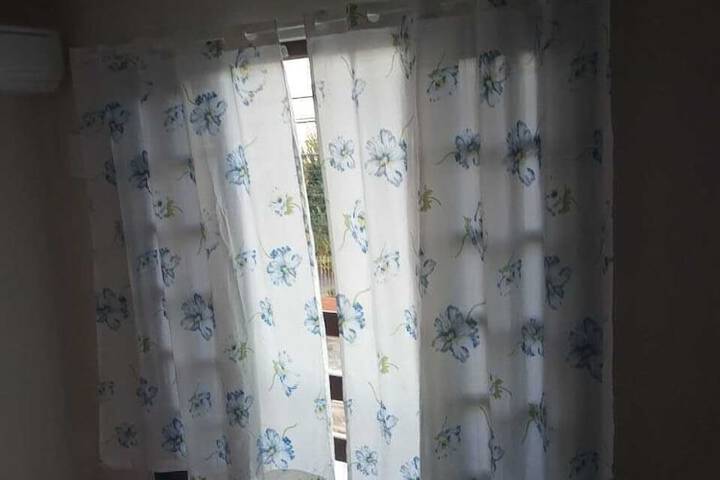Room 7 of 11
