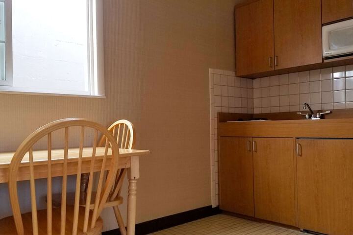 Private kitchenette