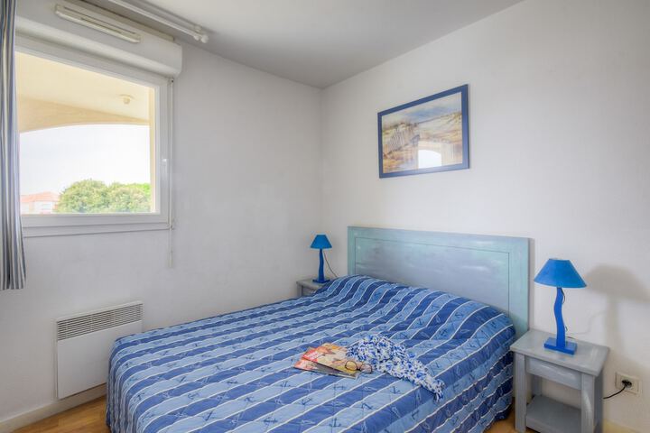 Room 5 of 25