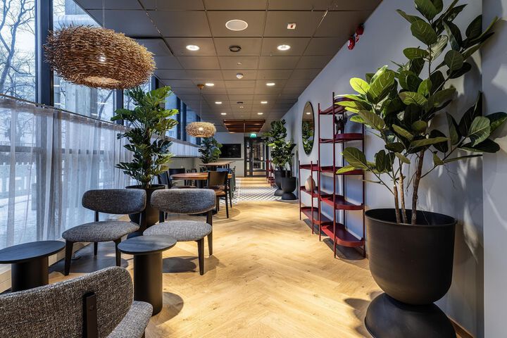 Hotel Lobby