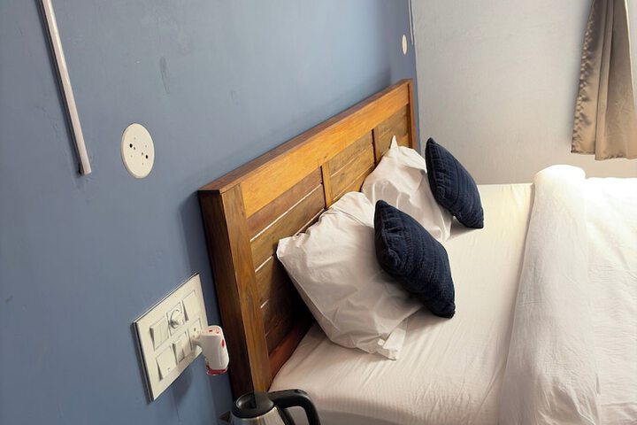 Room 8 of 31