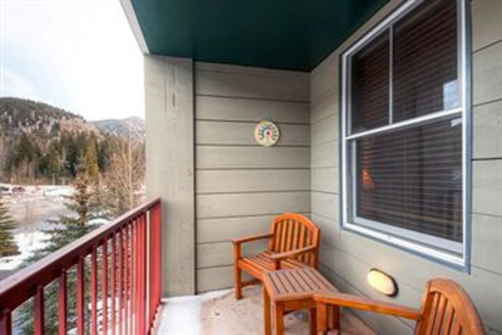 Terrace/Patio 2 of 10