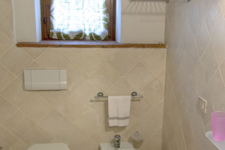 Room 75 of 145