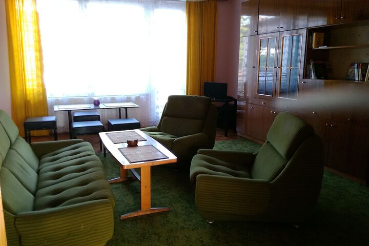 Room 7 of 15