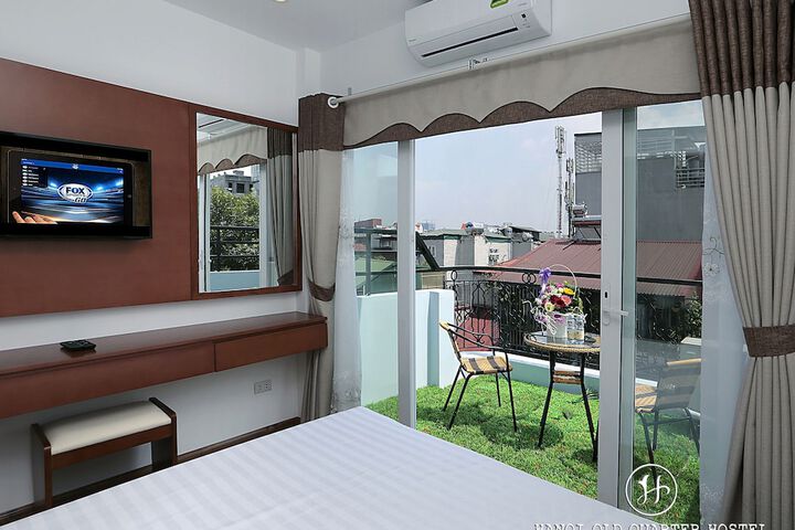 Room 21 of 61