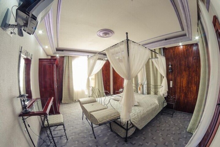 Room 21 of 55
