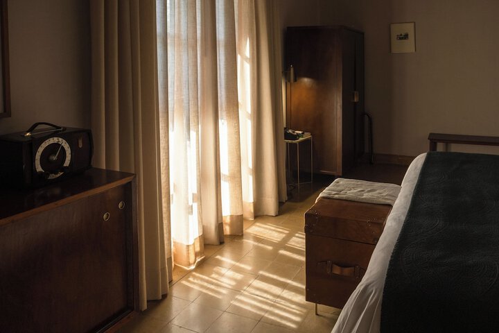 Room 62 of 222