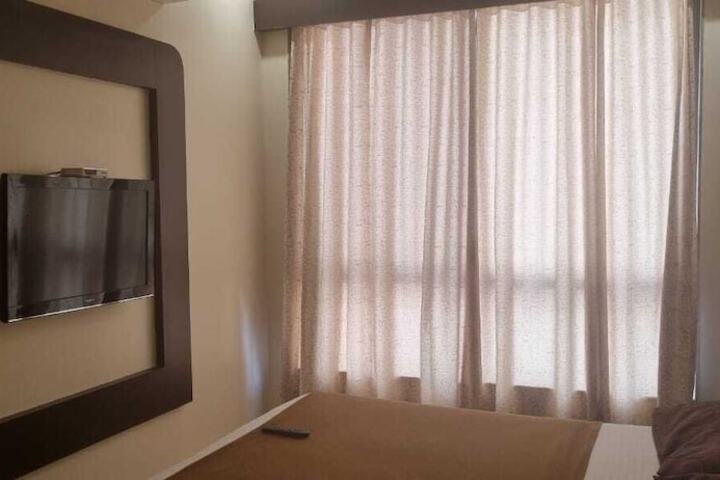 Room 5 of 14