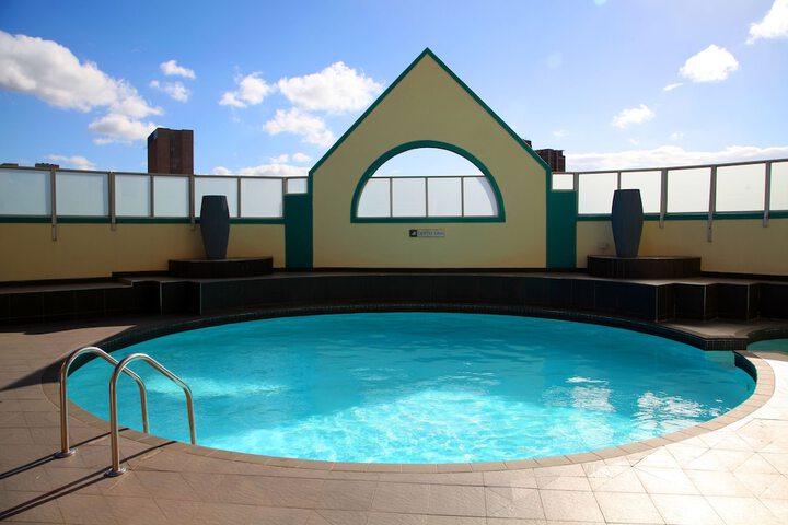 Pool 90 of 118