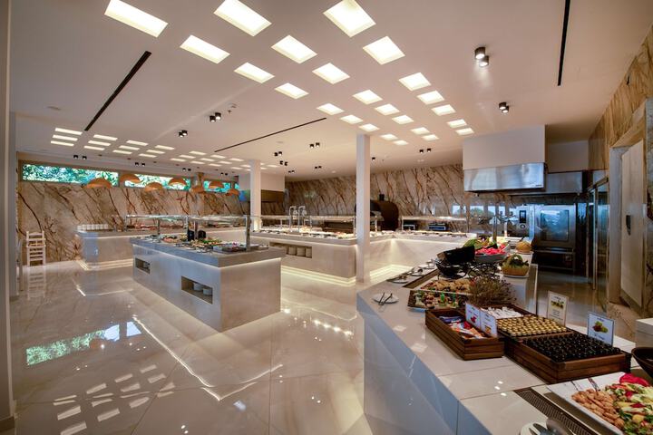 Dining 123 of 156