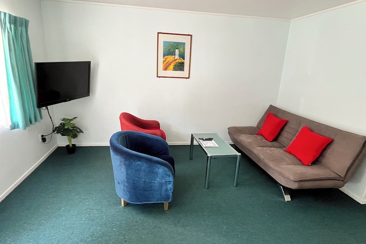 Room 33 of 67
