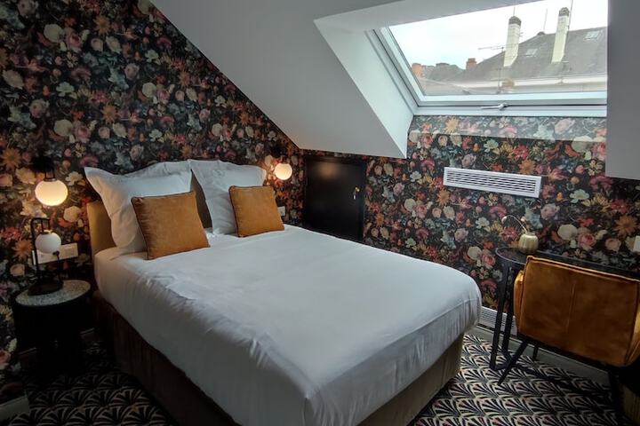 Room 15 of 58