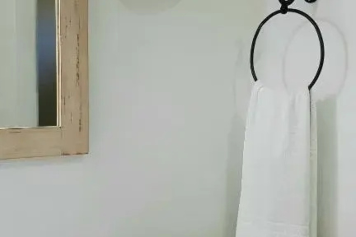 Room 14 of 14