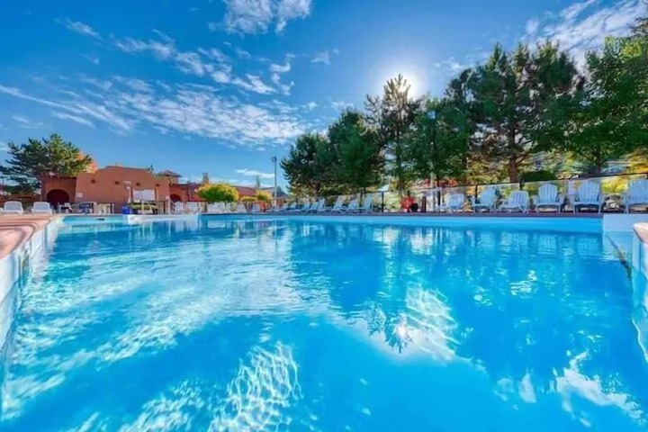 Pool 487 of 543