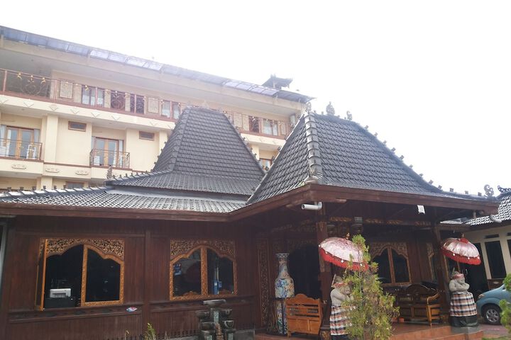 Exterior Photo