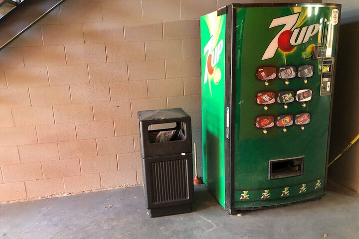 Vending machine