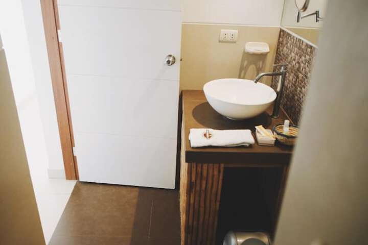 Room 29 of 52