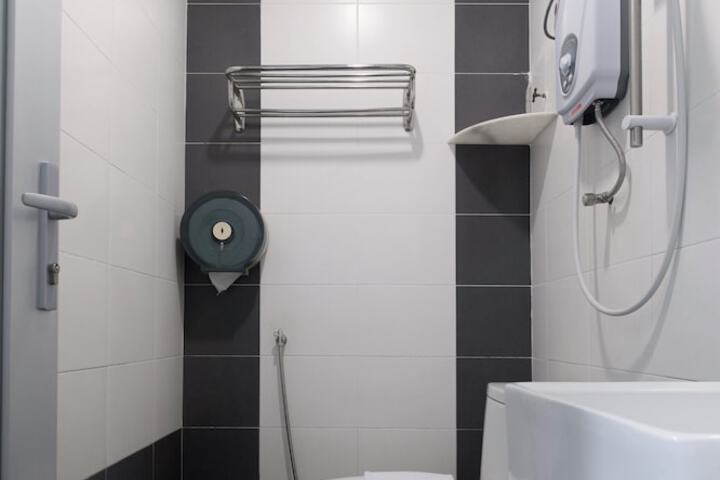 Clean Restrooms