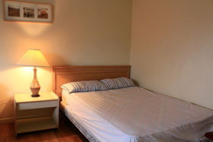 Room 11 of 15