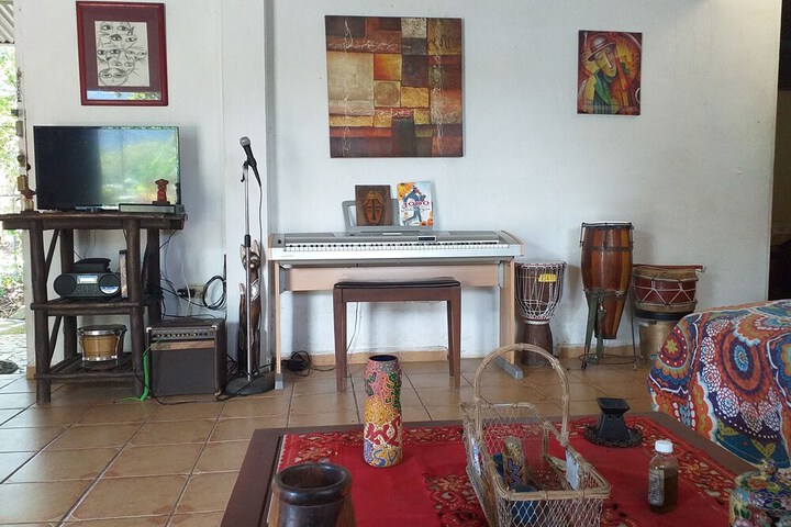 Room 19 of 46