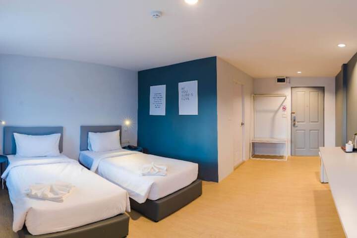 Room 5 of 26