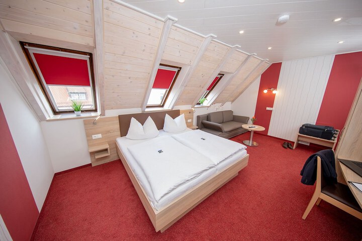 Room 15 of 67
