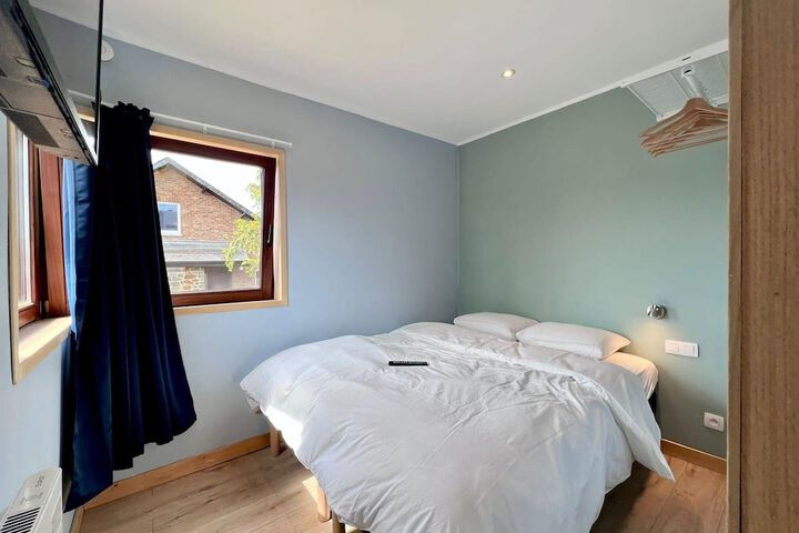 Room 5 of 41